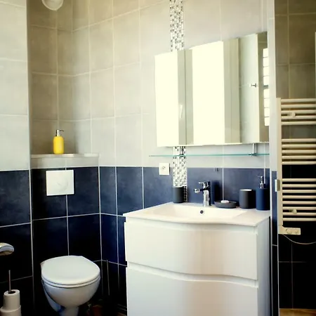 Apartment Zeperfectplace - Vieux Cathedrale - Climatise Et Ascenseur